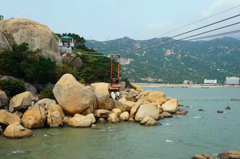 景區(qū)搭建滑索有哪些原因？